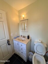 120 Donna Lynn Dr in East Greenbush, NY - Building Photo - Building Photo