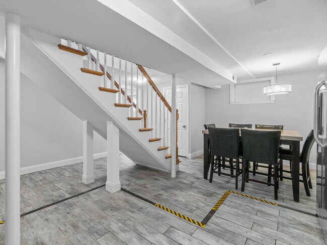 96 Elm St, Unit 1B in Somerville, MA - Building Photo - Building Photo