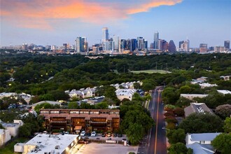 1214 Barton Hills Dr in Austin, TX - Building Photo - Building Photo