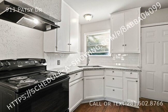 911 Patsy Dr in Baytown, TX - Building Photo - Building Photo