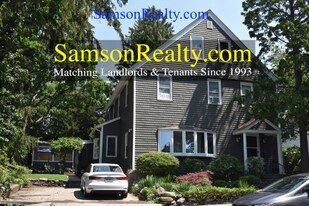 216 Medway St in Providence, RI - Building Photo