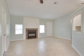 1198 Altamira St NW in Palm Bay, FL - Building Photo - Building Photo