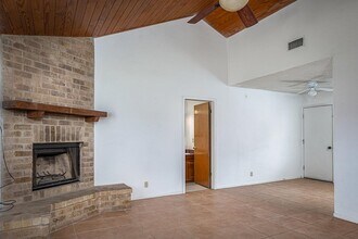 109 Joe Rice Dr in Del Rio, TX - Building Photo - Building Photo