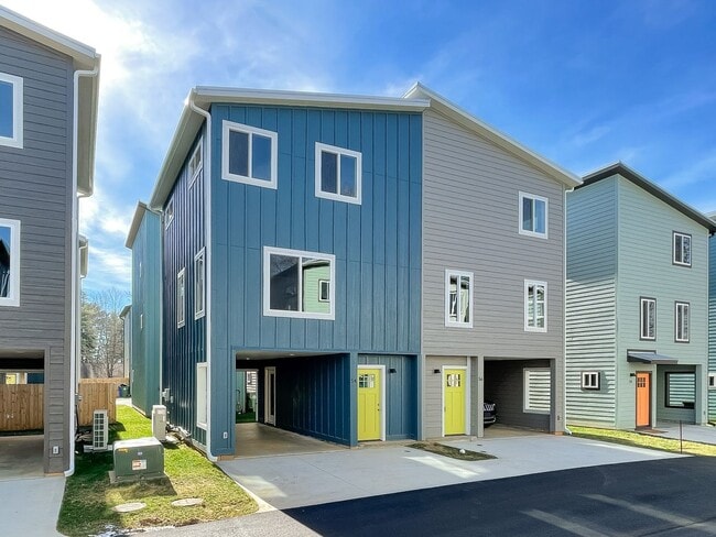 property at 54 W Cascade St