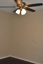 1609 Wayne St in Denton, TX - Building Photo - Building Photo