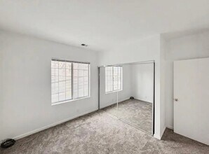 1424 Market St in Oakland, CA - Building Photo - Building Photo