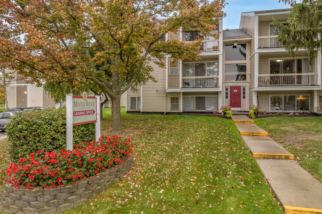 Mapleridge in Flint, MI - Foto de edificio