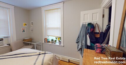 54 Kelly Rd, Unit 2L in Cambridge, MA - Building Photo - Building Photo