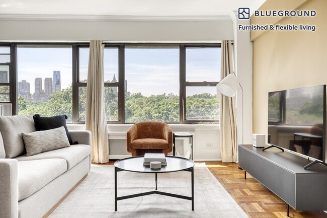 property at 952 5th Ave