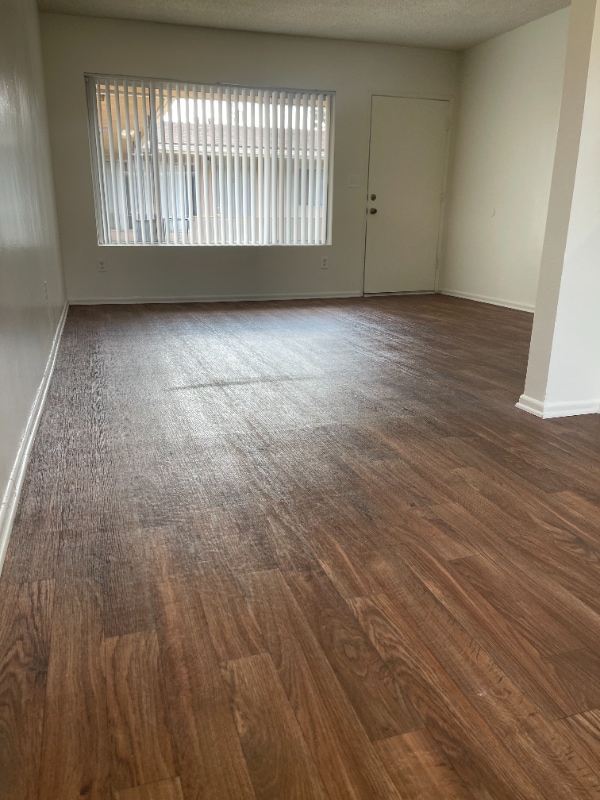 2231 E Lenita Ln in Santa Ana, CA - Building Photo - Building Photo