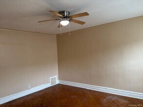 688 E 43rd St in Brooklyn, NY - Building Photo - Building Photo