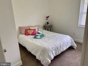 1120 Wentworth Dr in Oxon Hill, MD - Building Photo - Building Photo