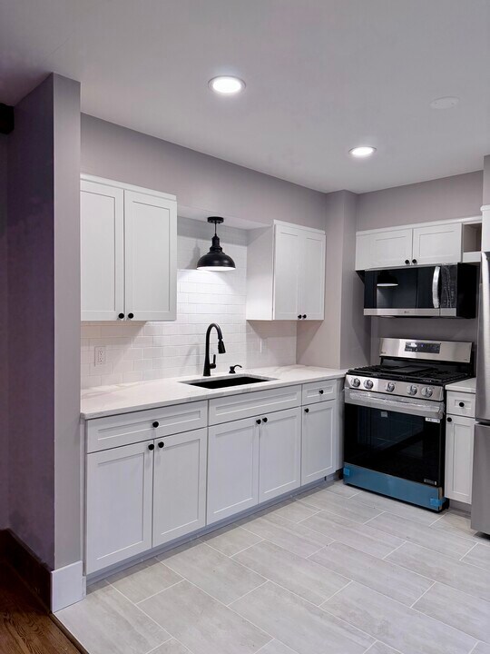 34 Bakerdale Rd in Rochester, NY - Building Photo