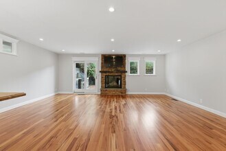 2 Buffalo Ct in Pacifica, CA - Building Photo - Building Photo