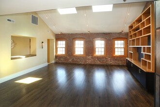54 State St-Unit -3 in Newburyport, MA - Building Photo - Building Photo