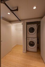 22 S Howard St in Baltimore, MD - Building Photo - Building Photo