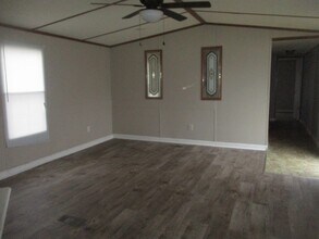 146 Zackary St in Oak Grove, KY - Building Photo - Building Photo