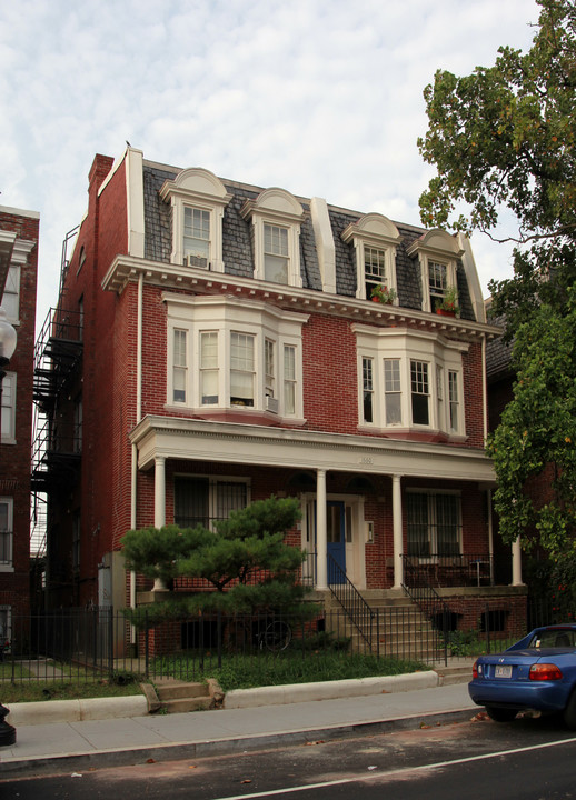 1660 Park Rd NW in Washington, DC - Building Photo