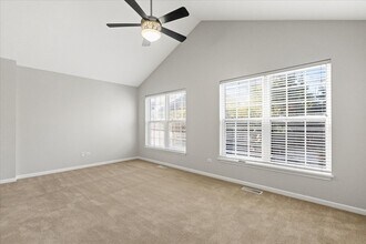 3817 N Milwaukee Ave in Chicago, IL - Building Photo - Building Photo