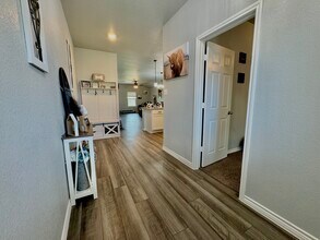 1832 Caponier St in Nolanville, TX - Foto de edificio - Building Photo