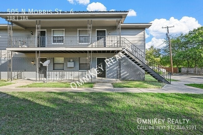 505 N Morris St in Terrell, TX - Building Photo - Building Photo