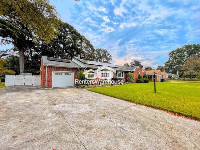 3305 Camellia Dr in Portsmouth, VA - Building Photo - Building Photo