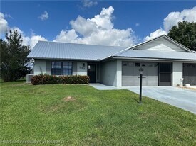 2531 N Orangewood St in Avon Park, FL - Building Photo