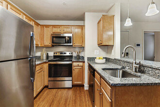 Fox Run Apartments in Edgewood, MD - Building Photo - Building Photo