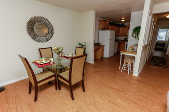 Patriot Pointe Apartments in Virginia Beach, VA - Building Photo - Interior Photo