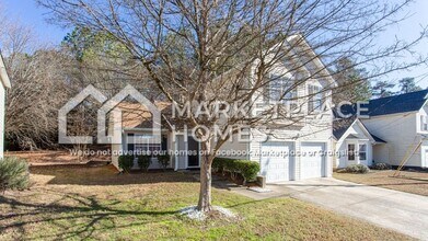 832 Asbury Way in Lithonia, GA - Building Photo - Building Photo