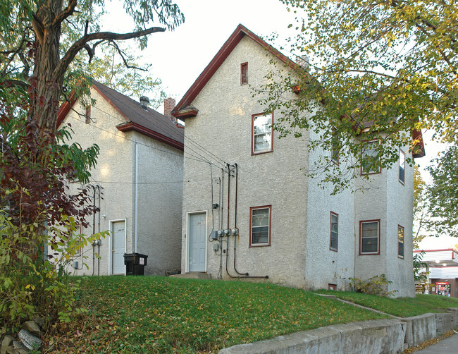 578-580 S Smith Ave in St. Paul, MN - Building Photo - Building Photo