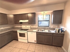 1706 Tuttle St in Inverness, FL - Building Photo - Building Photo