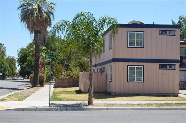 1415 11th St in Bakersfield, CA - Foto de edificio - Building Photo