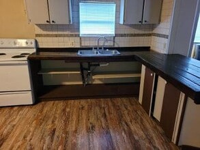 7255 Macklin St in Jacksonville, FL - Building Photo - Building Photo