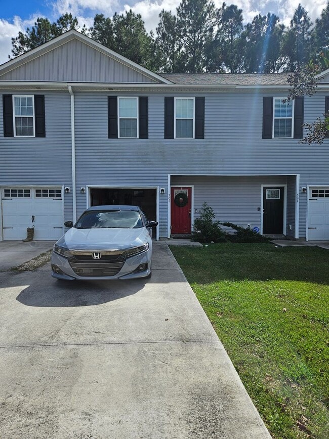 property at 504 Kenan Lp