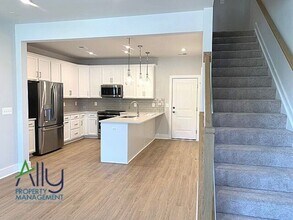 822 Wesley Ln in Charlottesville, VA - Building Photo - Building Photo