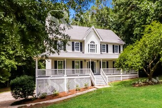 393 Abbington Ln in Douglasville, GA - Building Photo - Building Photo