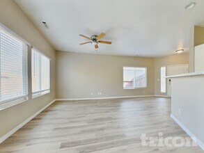 9615 Stoney Creek Way in Reno, NV - Foto de edificio - Building Photo