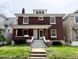 1202 E Breckinridge St in Louisville, KY - Building Photo