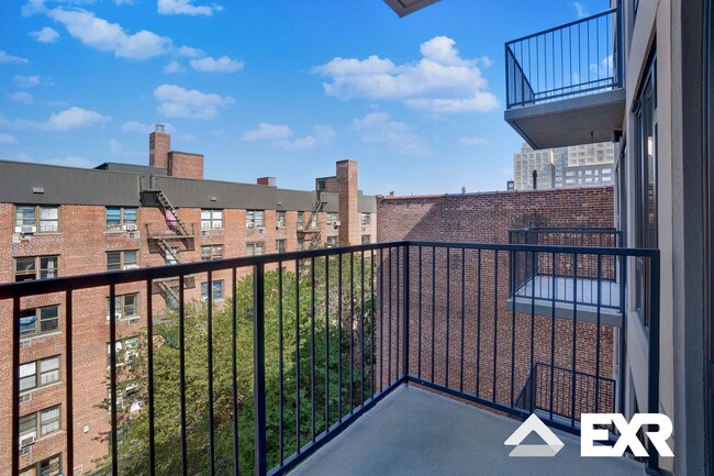 property at 14815 89th Ave