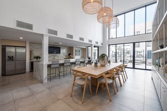 Santal Thousand Oaks in Thousand Oaks, CA - Building Photo - Interior Photo