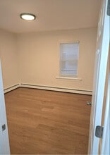 0 Potters Ave, Unit Unit 1 in Providence, RI - Foto de edificio - Building Photo