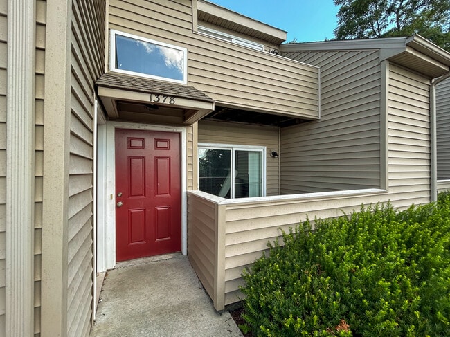 1378 Bradley Drive, Unit 3 in Harrisonburg, VA - Building Photo - Building Photo