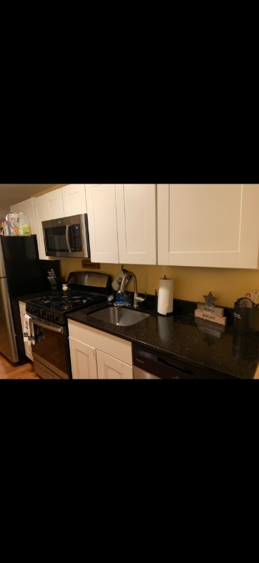 18 High St, Unit 1 in Derby, CT - Foto de edificio - Building Photo