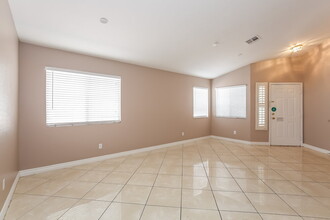 6620 Trout Peak Way in Las Vegas, NV - Building Photo - Building Photo