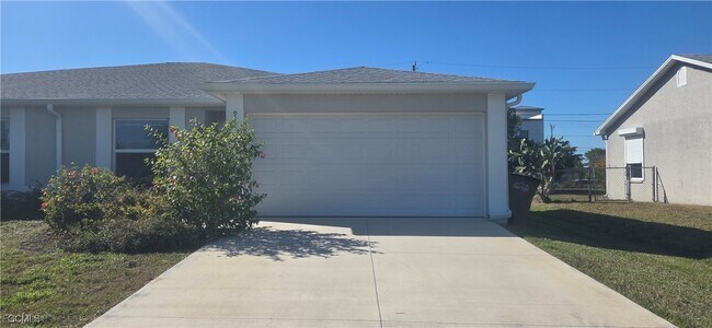 property at 910 SW 7th Ct