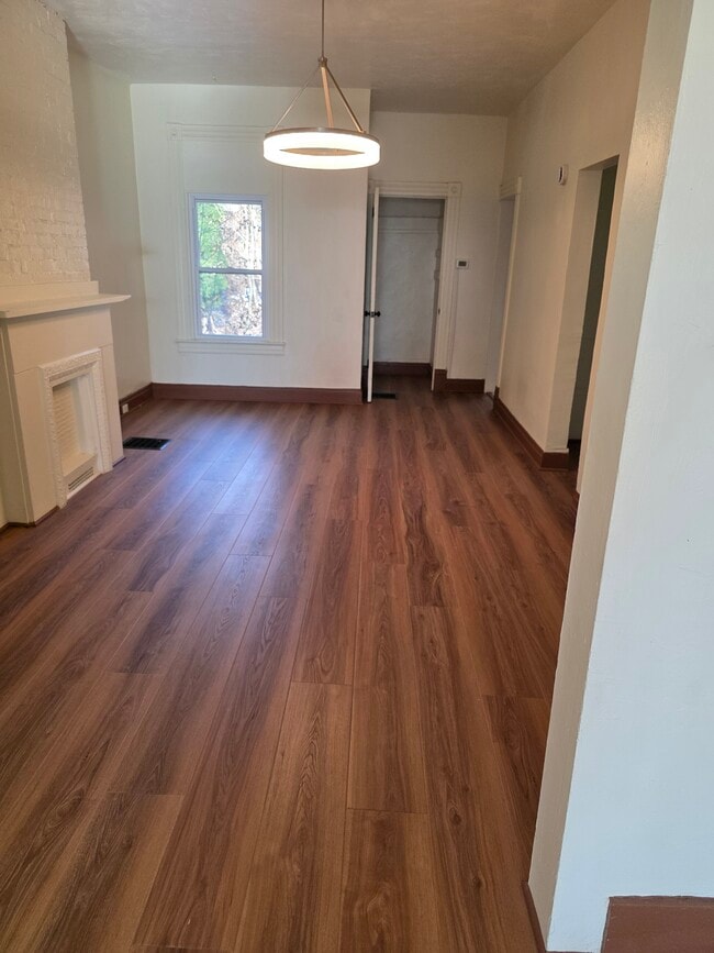 727 Hill Ave, Unit Unit#2 in Pittsburgh, PA - Foto de edificio - Building Photo