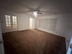 661 Longbow Ct in Stone Mountain, GA - Building Photo - Building Photo