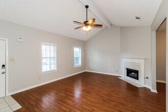 8727 Clear Sky Path in Memphis, TN - Building Photo - Building Photo