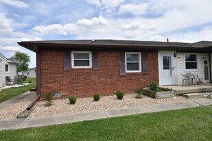 1439-1441 Coachlite Dr in Greenfield, IN - Building Photo